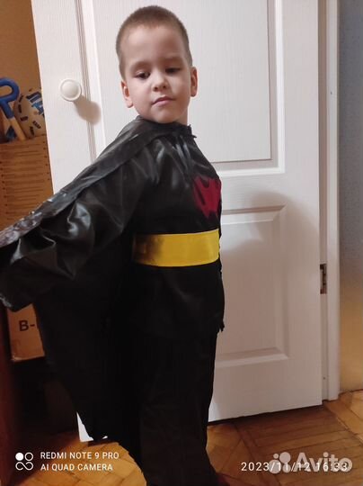 Новогодний костюм Бэтмен