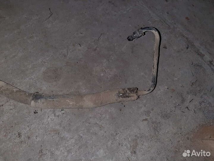 Шланг гур Volkswagen Transporter T4 2.4