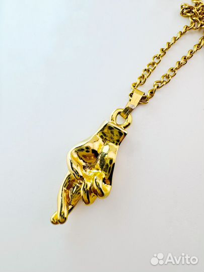 Винтажный кулон США рука