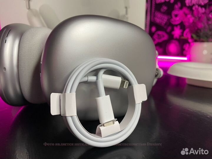 AirPods Max Luxe