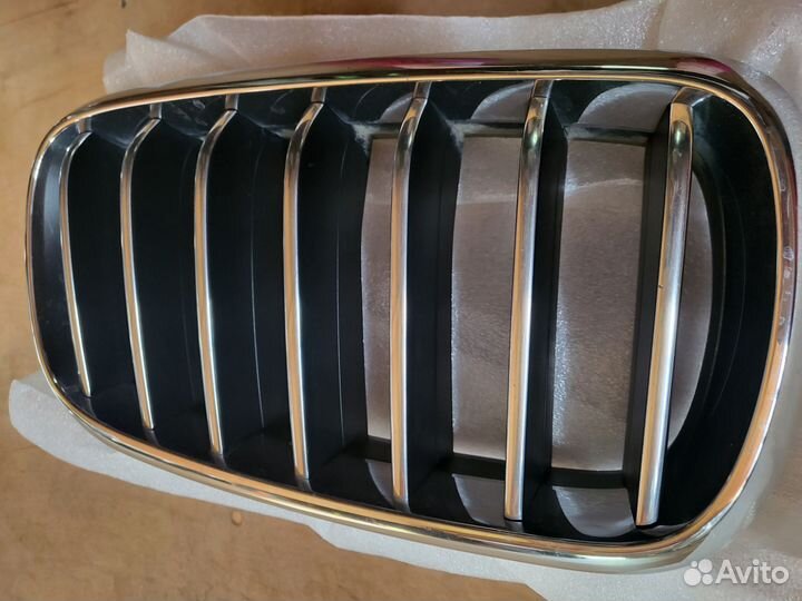 Решетка радиатора штатная для BMW X5 GO5