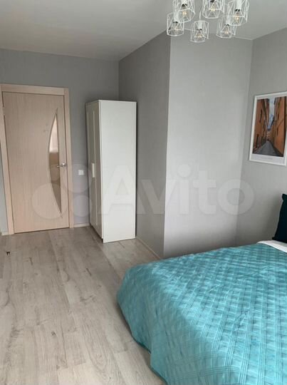 2-к. квартира, 56 м², 1/10 эт.