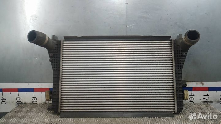 Интеркулер Volkswagen Passat B7 2011