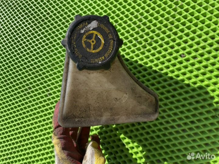 Бачок гур форд мондео 1