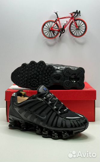 Кроссовки мужские nike shox