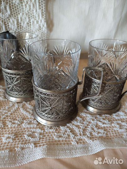 Набор посуды, подстаканники, сахараницы чайники