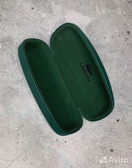 Очки Lacoste с фyтляром