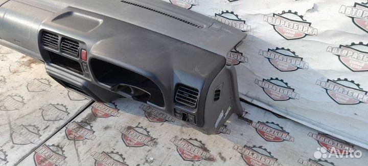 Торпедо Suzuki Jimny JB23W K6A 2001