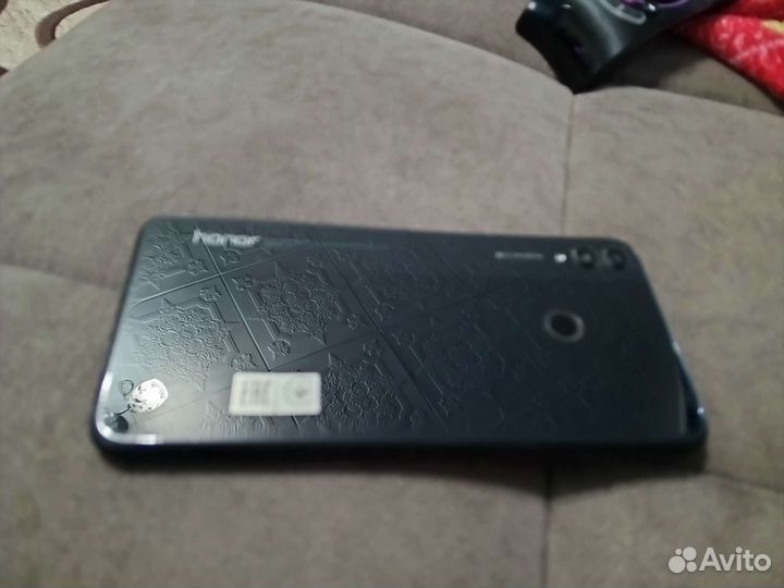 Телефон honor 8x