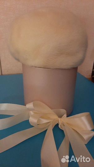 Женский норковый берет