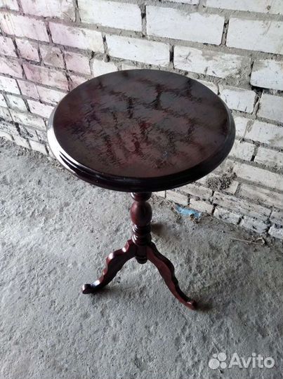 Подставка столик