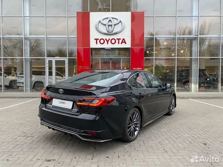 Toyota Camry 2.0 CVT, 2024