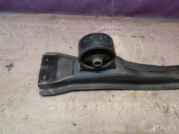 Кронштейн опоры двигателя Mitsubishi Outlander Xl