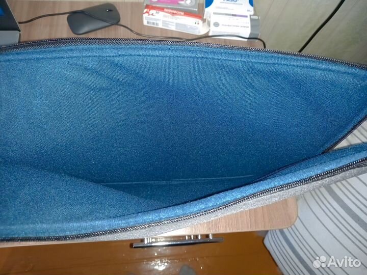 Чехол для ноутбука 15,6 новый Rivacage