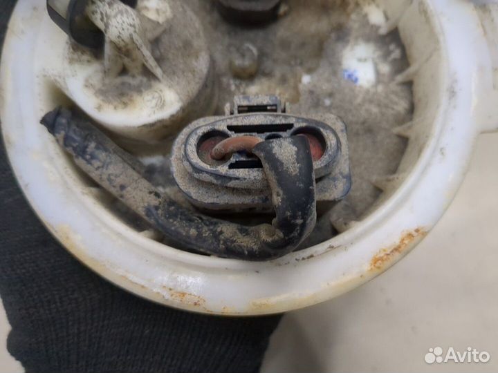 Насос топливный электрический Volkswagen Touareg