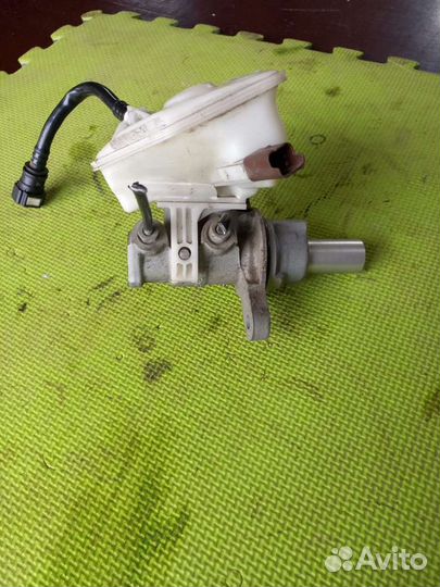 Главный тормозной цилиндр Пежо 308