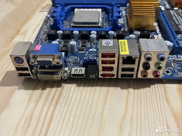 Материнская плата AM3