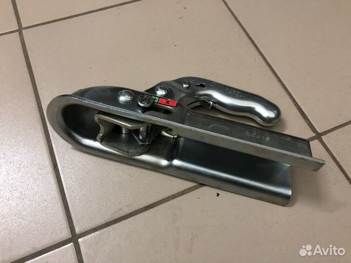 Сцепная головка Knott 1400 кг квадрат 40 мм