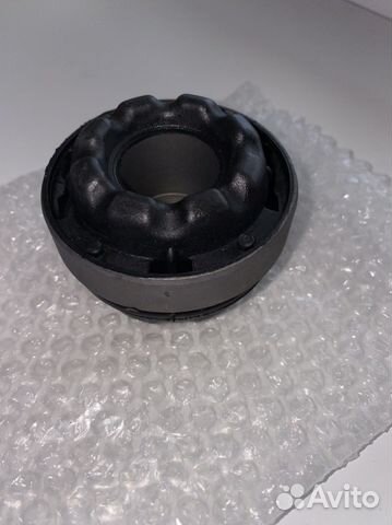 Сайлентблок пневмобаллона на Mercedes W222