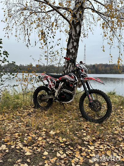 Мототцикл BSE Z1