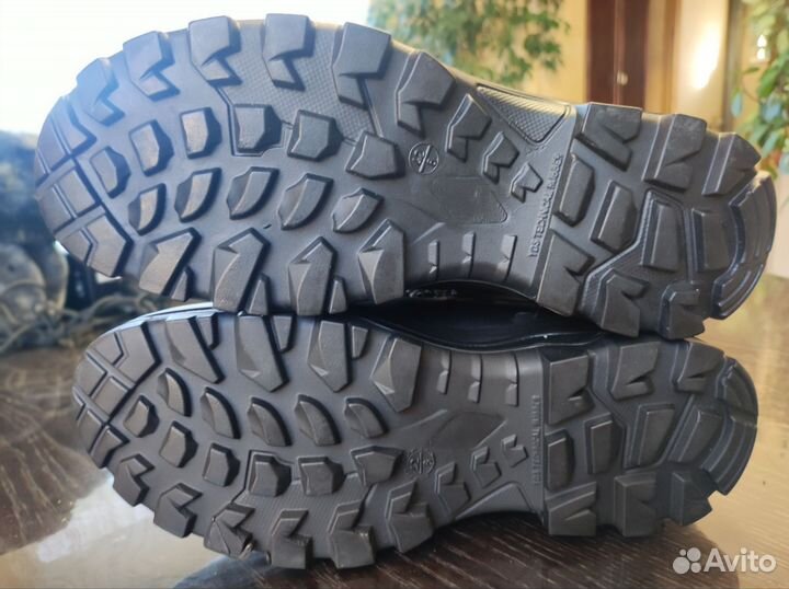 Берцы мужские зимние 42 размер новые