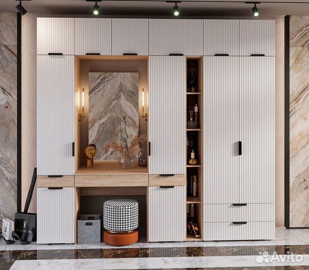 Пенал с полками новый