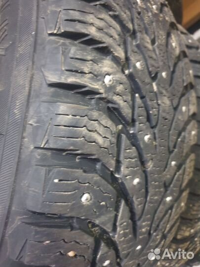 Nokian Tyres Hakkapeliitta 9 SUV 225/60 R18 104T