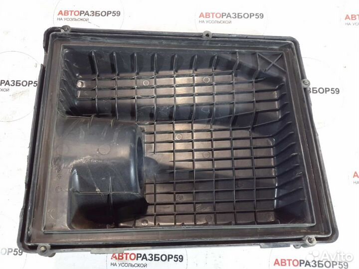 Корпус воздушного фильтра Opel Astra H