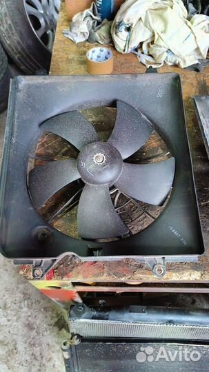 Диффузор радиатора Honda CR-V 3