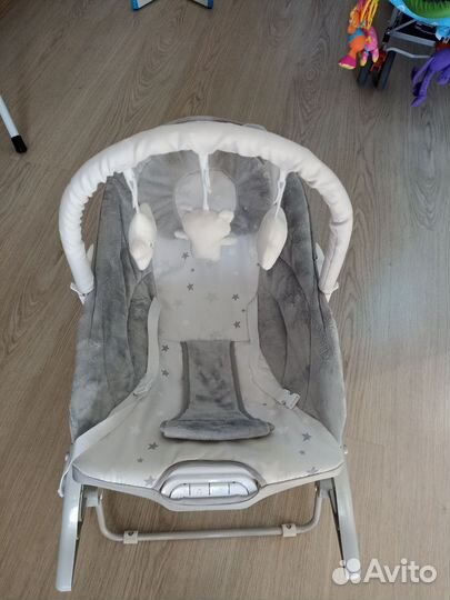 Шезлонг для новорожденных