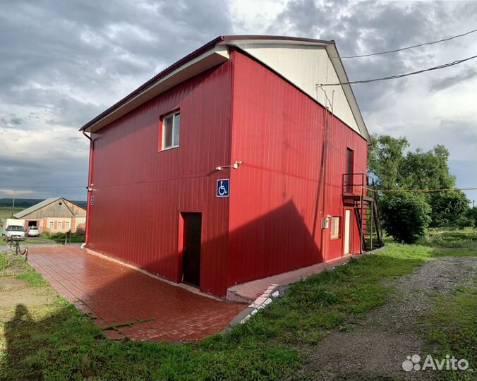 Сдам в аренду помещение 200кв.м