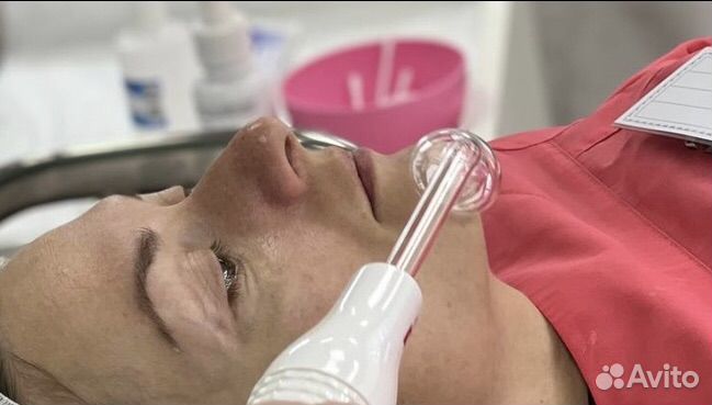 Косметолог/пилинг/чистка /массаж лица