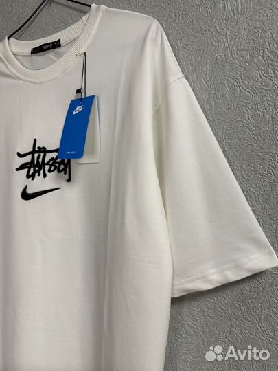 Футболка Stussy Nike