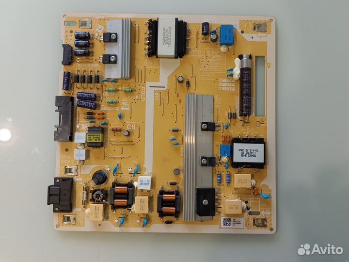 Разбор Samsung UE50AU9000