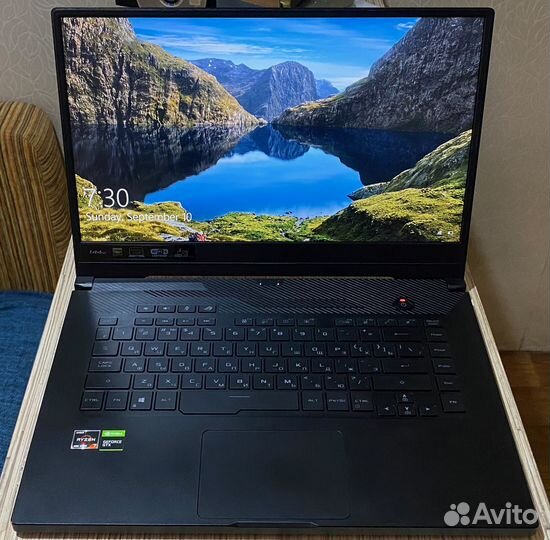 Rog Zephyrus G15 R7 4800, 16Gb, GTX 1660 Ti, 500Gb