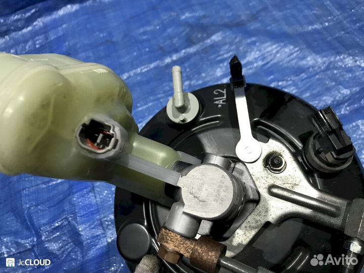 Главный тормозной цилиндр на toyota corolla fielde