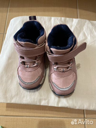 Ботинки демисезонные для девочки 22 размер