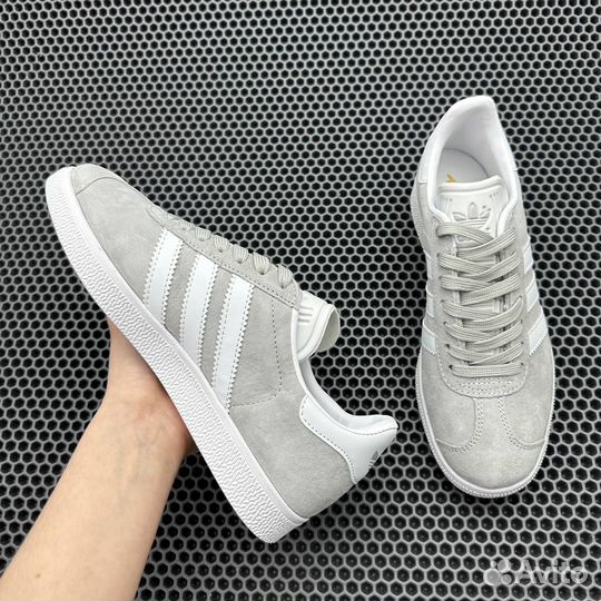 Кроссвки adidas Gazelle Bold