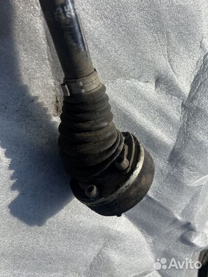 Привод левый volkswagen Golf