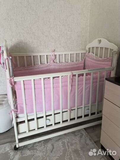 Детская кроватка