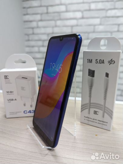 Телефон Honor 8a