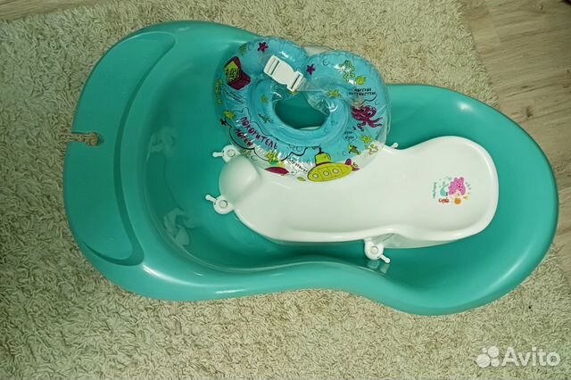 Ванна детская с подставкой и кругом