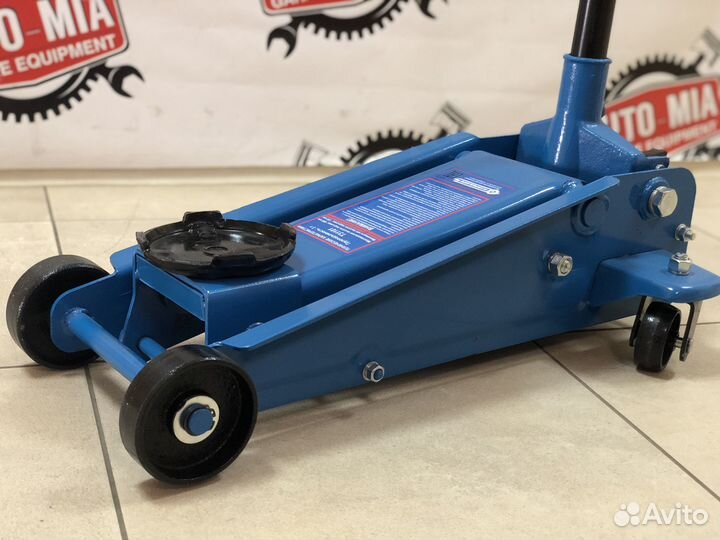 Домкрат подкатной 3 тонны