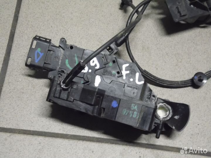 Замок передний левый Ситроен Берлинго Б9