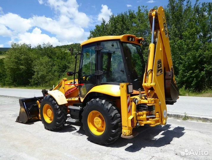 Стекло двери нижнее для погрузчика JCB 4CX