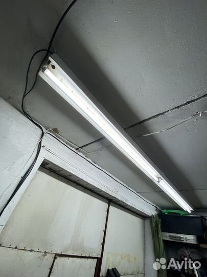 Освещение свет лампы в гараж/склад