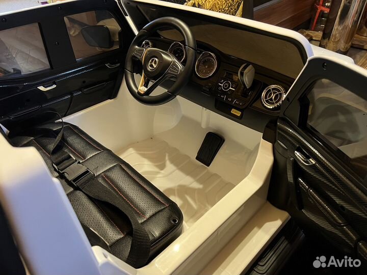 Детский электромобиль Мercedes X-class