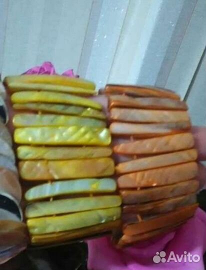 Браслеты из перламутра