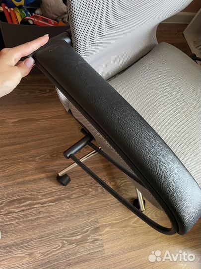 Компьютерный стул