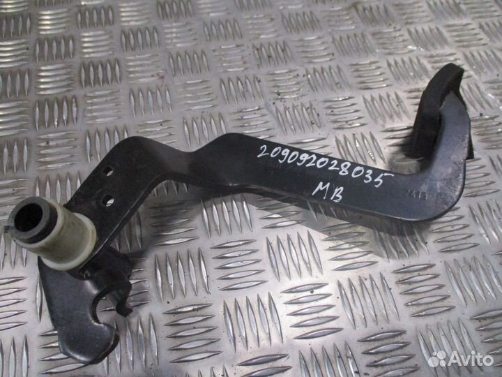 Педаль тормоза Mercedes-Benz A9402900018